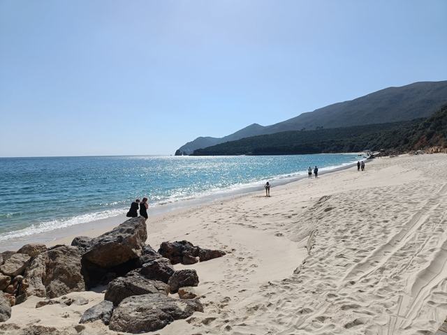 Het strand van Galapos in de Serra da Arrábida